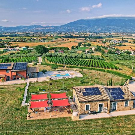 Agriturismo Incanto Della Natura Cannara Exterior photo