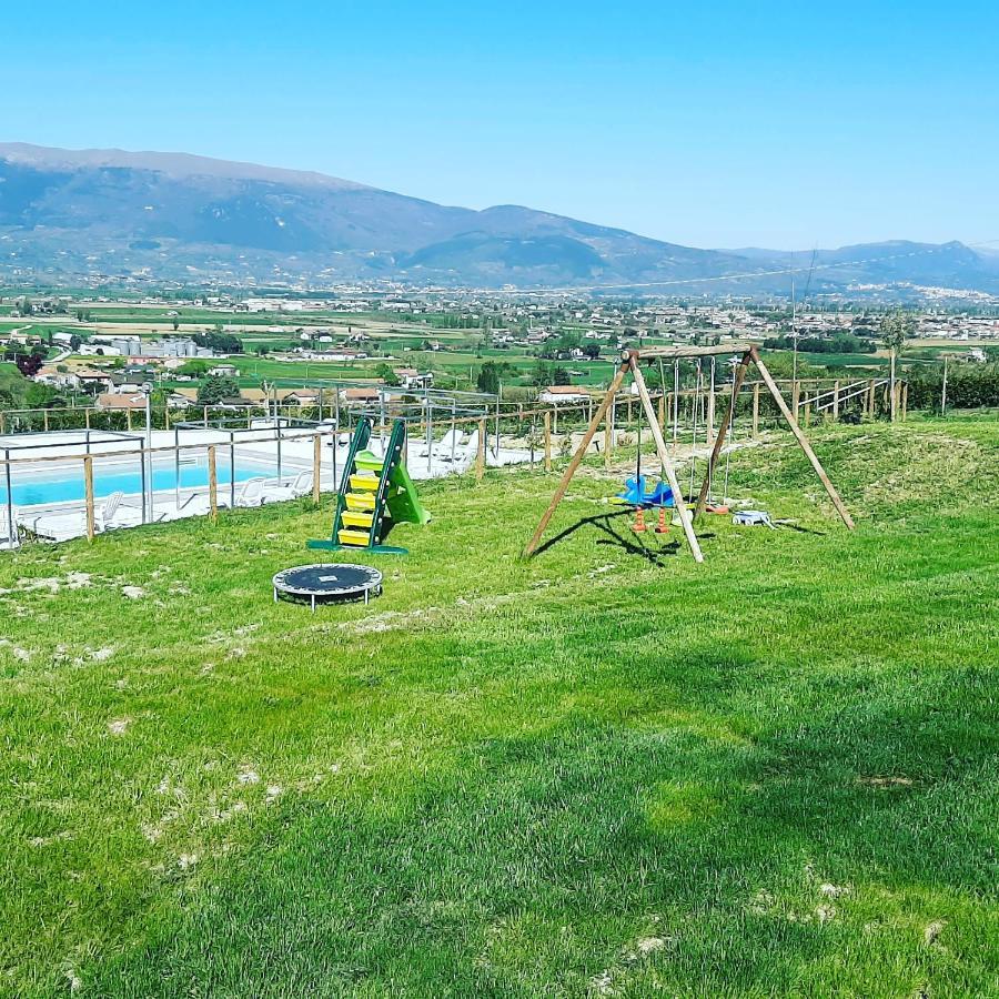 Agriturismo Incanto Della Natura Cannara Exterior photo