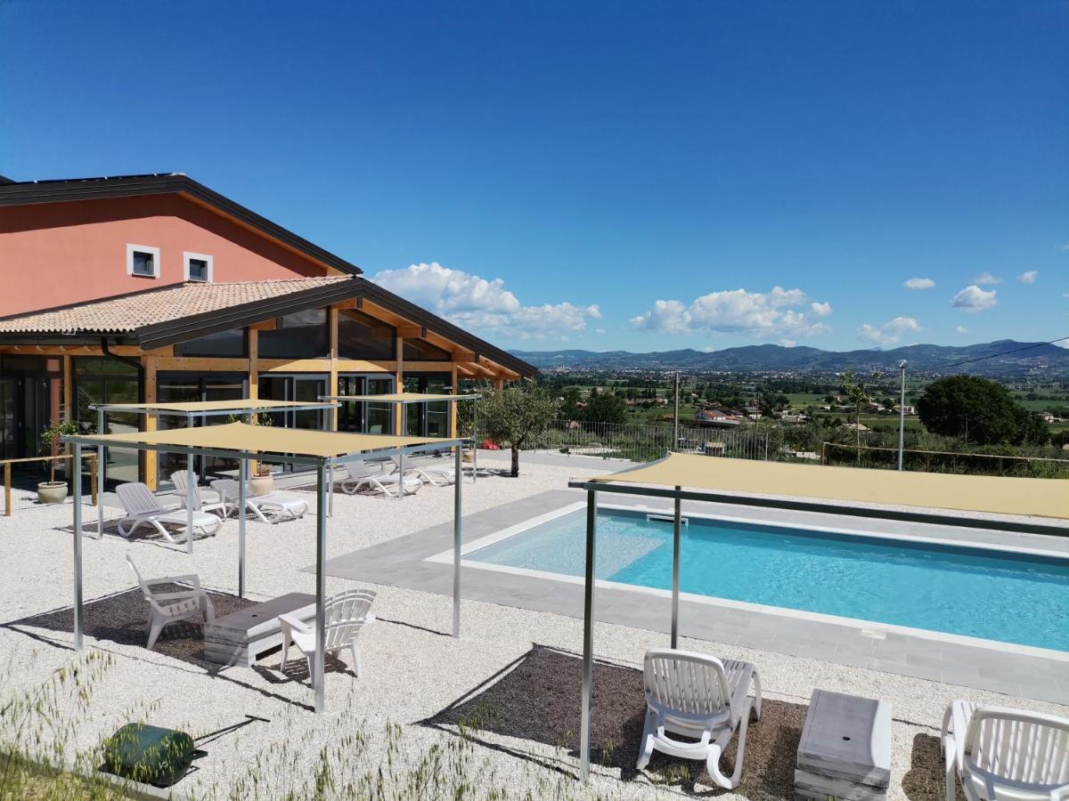 Agriturismo Incanto Della Natura Cannara Exterior photo