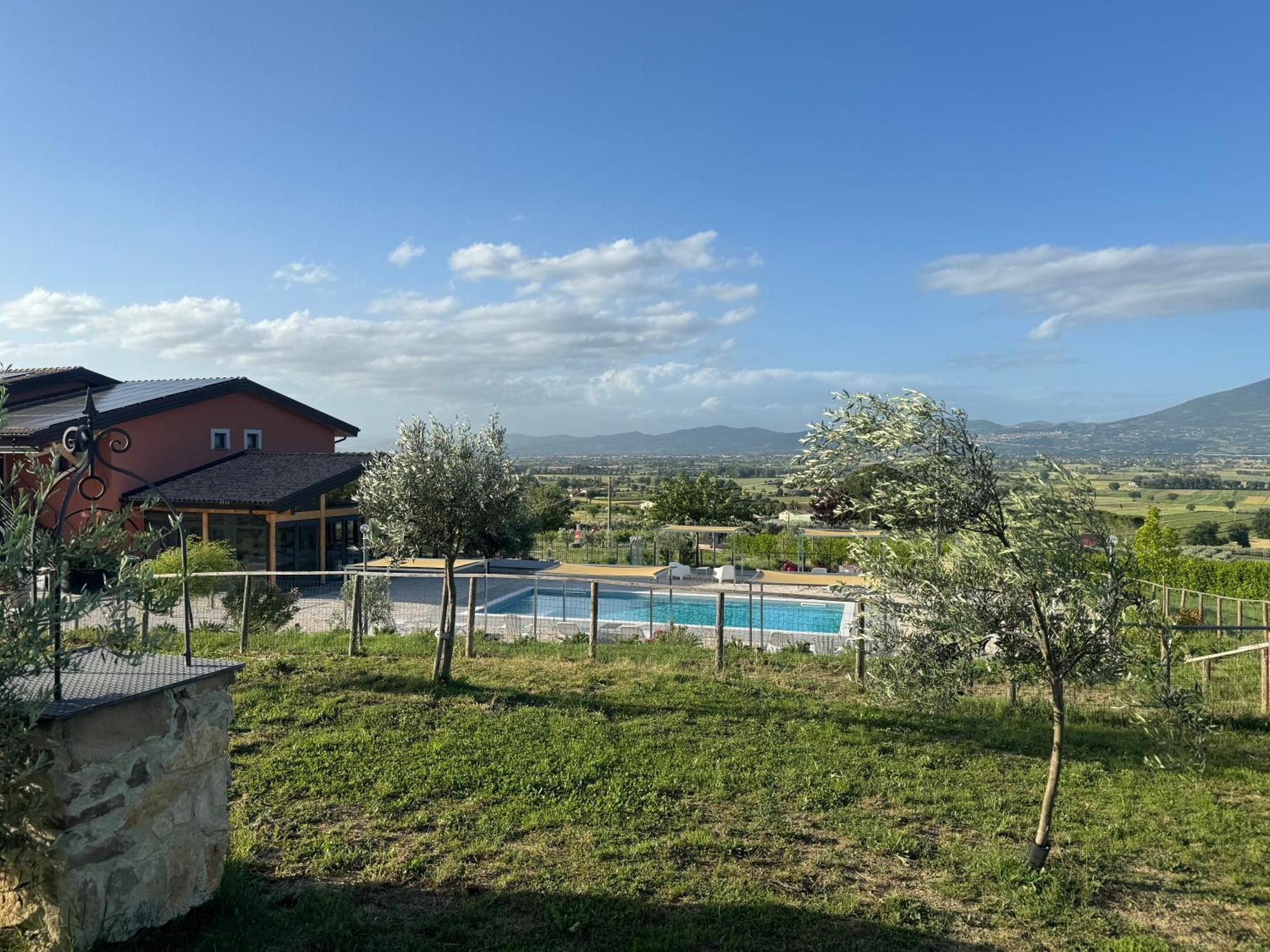 Agriturismo Incanto Della Natura Cannara Exterior photo